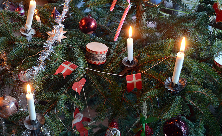 Real candles on Christmas tree